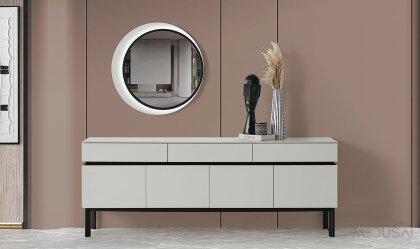 Medusa Home - Ashley Konsol