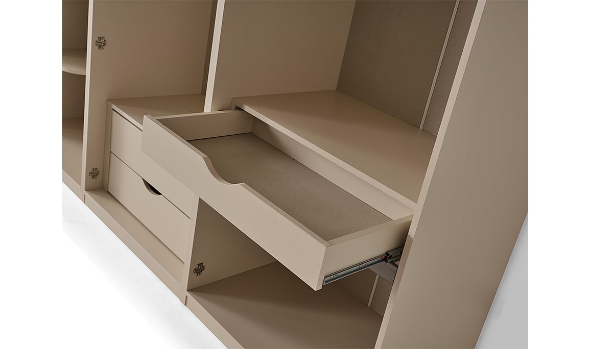 Medusa Home Mobilya - Crown Gardırop