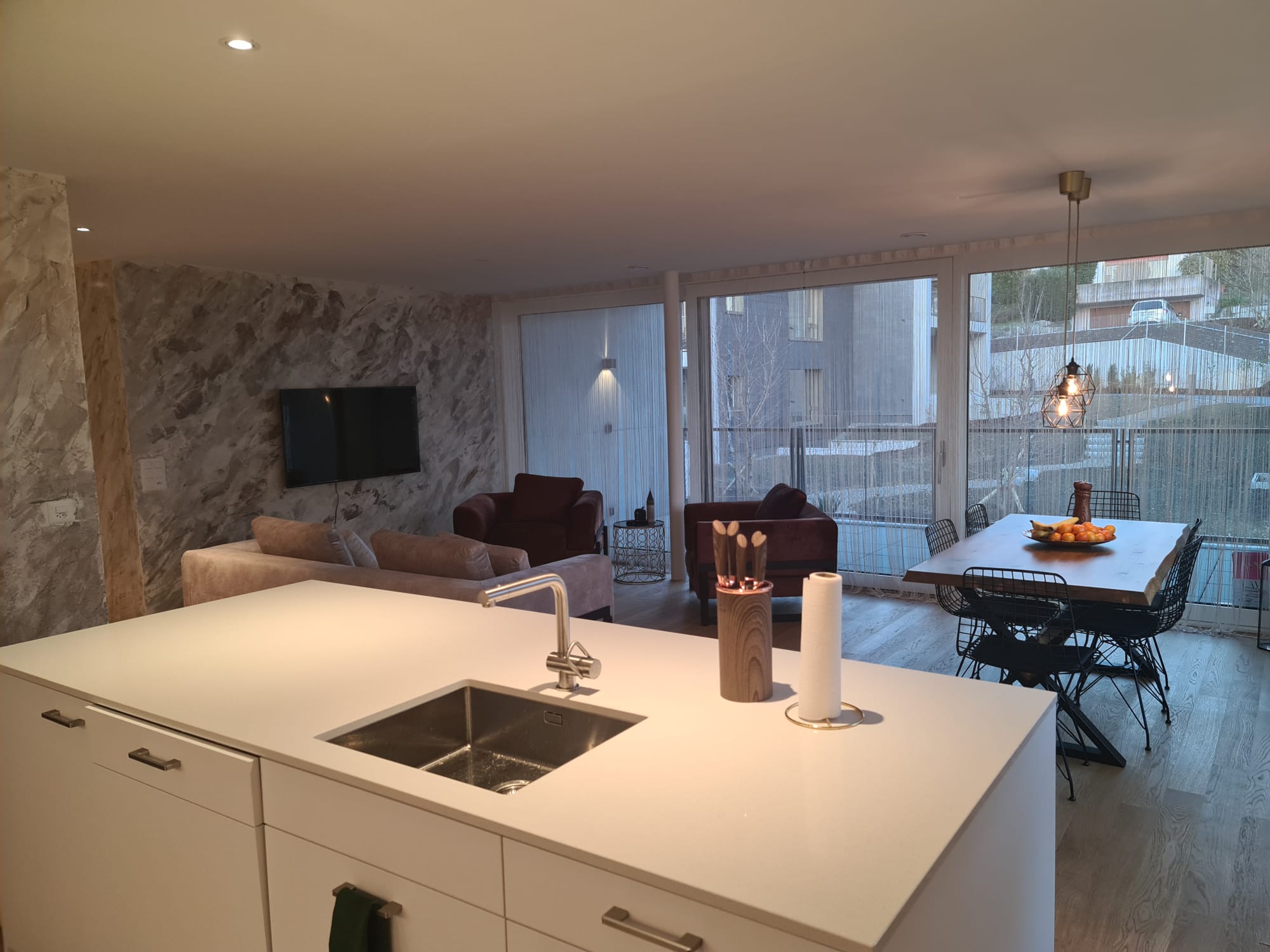 Enis Bey İsviçre Medusa Home