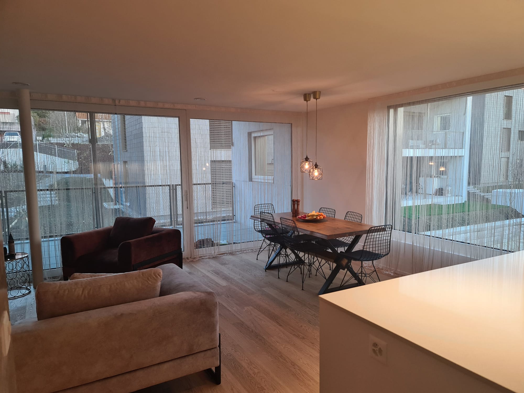 Enis Bey İsviçre Medusa Home