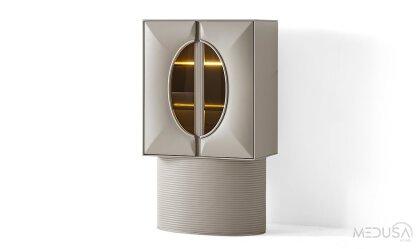 Medusa Home - Ivory Vitrin