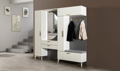 Medusa Home - Yasemin Portmanto